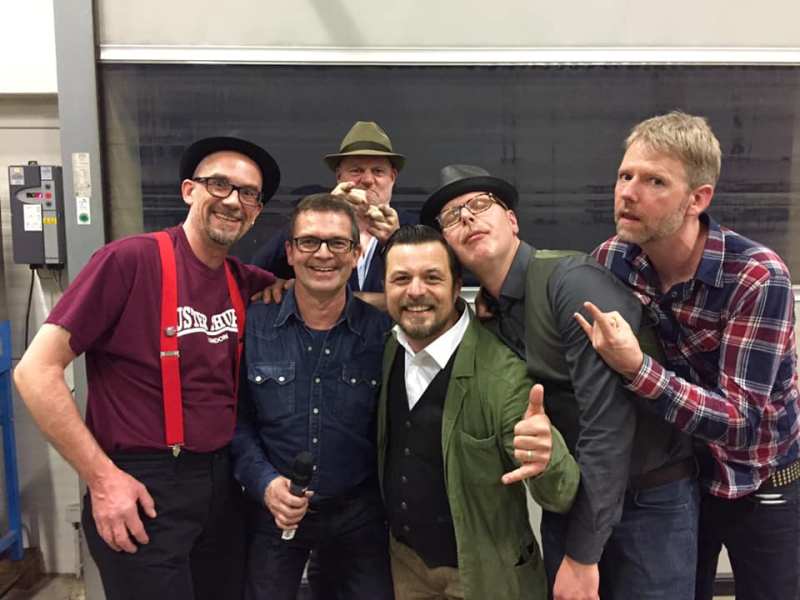 60333187_855469384816534_7557532554073473024_n